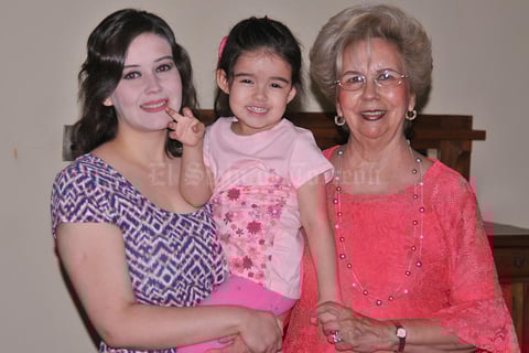 05052017 Perlita, Aurorita y Aurora.