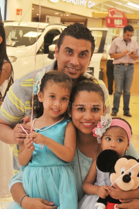 05052017 Fernando, Cinthia, Camila e Ivana.