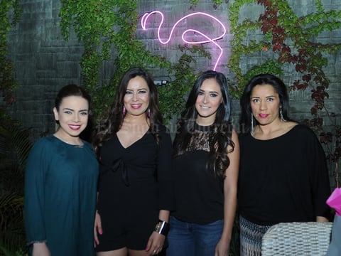 06052017 ENTRE AMIGAS.  Victoria, Isabella y María Esther con Evamary en su fiesta de cumpleaños.