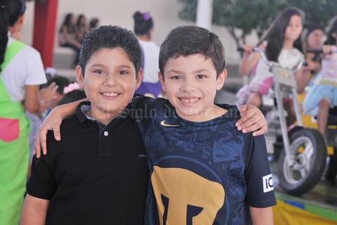 06052017 AMIGOS.  Diego y Héctor.