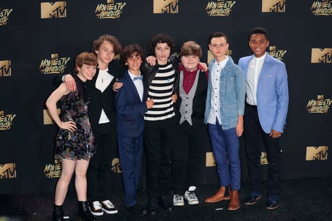 Sophia Lillis, Wyatt Oleff, Jack Dylan Grazer, Finn Wolfhard, Jeremy Ray Taylor, Jaeden Lieberher y Chosen Jacobs son elenco de la nueva versión del filme Eso.