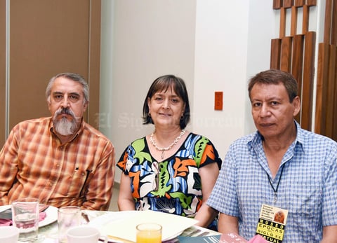 07052017 Alejandro Arias, Silvia Castro y Hugo Ortiz.
