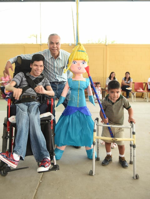 08052017 Miguel Chong, José Ángel y Jesús.