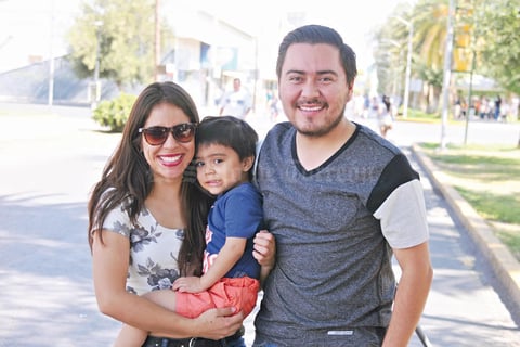 08052017 CONVIVEN.  Ana, Santi y Efrén.