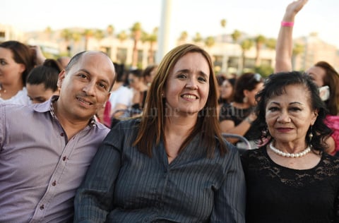 09052017 Sergio, Lupita y Luly.