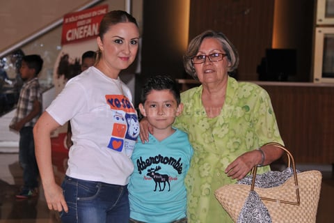 09052017 Wendy, Daniel y Lupita.