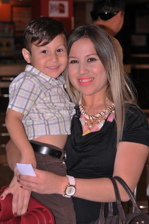 09052017 Yadiel y Silvia.