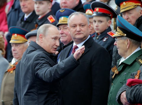 “Las fuerzas armadas de Rusia son capaces de responder a cualquier posible agresión”, afirmó también Putin.