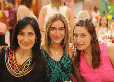 10052017 Laura, Iveth e Ileana.