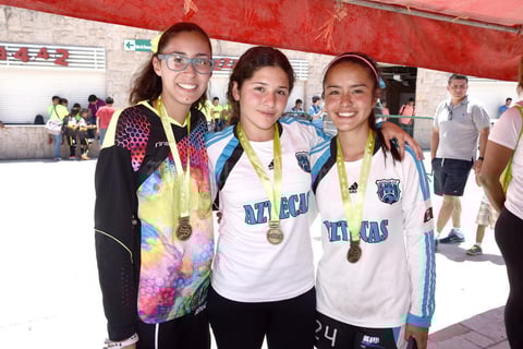 10052017 Gabriela, Lizeth y Nazalea.