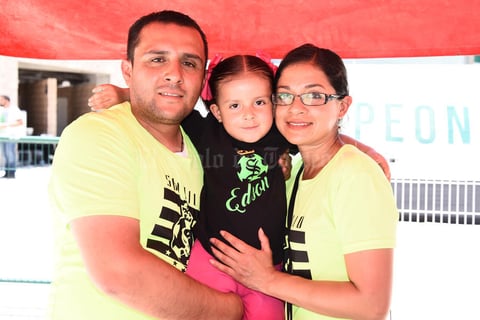 10052017 Francisco Rivas, Miranda Rivas y Verónica Muñiz.