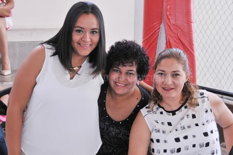 12052017 Brenda, Dora y Ana Luisa.