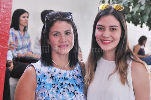 12052017 Vicky y Gaby.