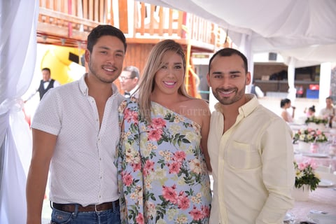 René, Ana y Alex