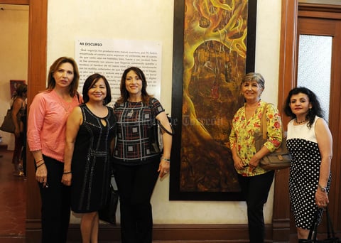 Edna, Sari, Paty, Lupita y Adriana