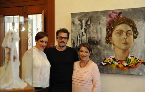 Maritza Cervantes con sus hijos, Anace y Alonso Maldonado Cervantes
