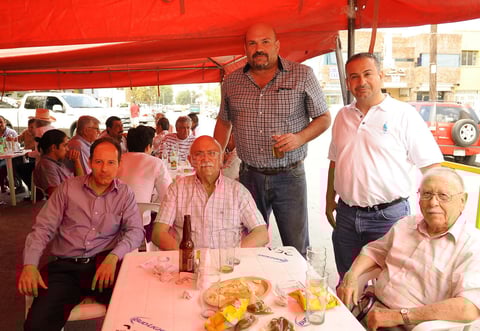 José Luis, Armando, Bernabé Jr., Bernabé y Luis