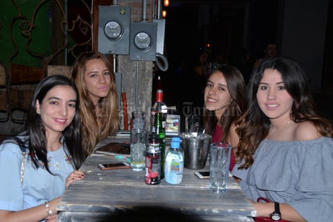 13052017 Andrea, Ivana, Valeria y Aranza.