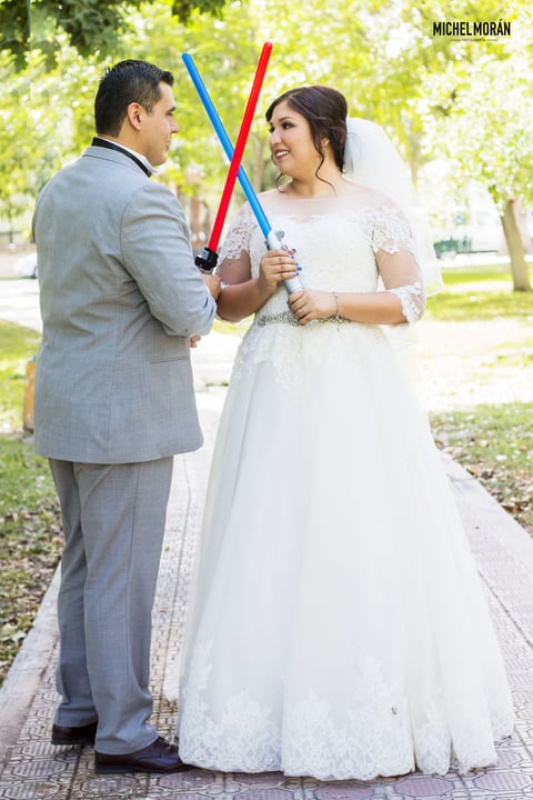 14052017 Martín Eduardo Álvarez Astorga contrajo matrimonio con Violeta Abigaíl Zugasti Reyes.