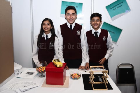14052017 Ashley Sofía, Daniel y Gerardo.
