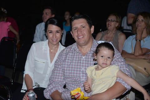 16052017 Mariana, Jorge y María.