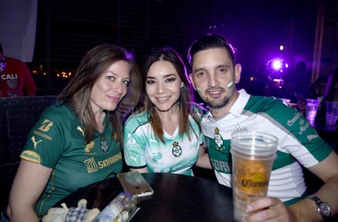 17052017 Adriana, Berenice y Ricardo.