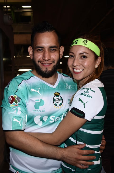17052017 Gabriel y Sayra.