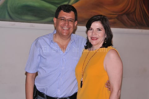 17052017 EN EL TEATRO.  Jorge y Lucía.