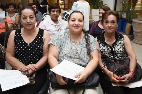 18052017 Gloria, Erika y Lourdes.