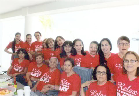 20052017 EN EL AROCENA.  Lina, Karen, Miguel y Carmen.