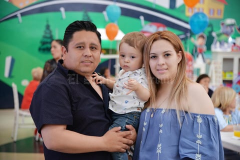 20052017 Alejandro, Renata y Marcela.