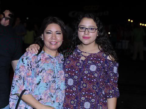 22052017 CONTENTAS.  Aracely y Sofía.