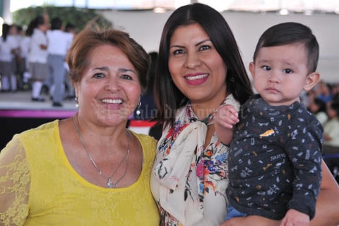 21052017 EN RECIENTE EVENTO.  Socorro, Lorena y Rafael.