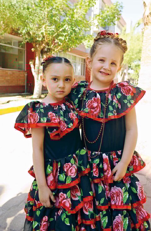21052017 MUY LINDAS.  Ximena y Michel.