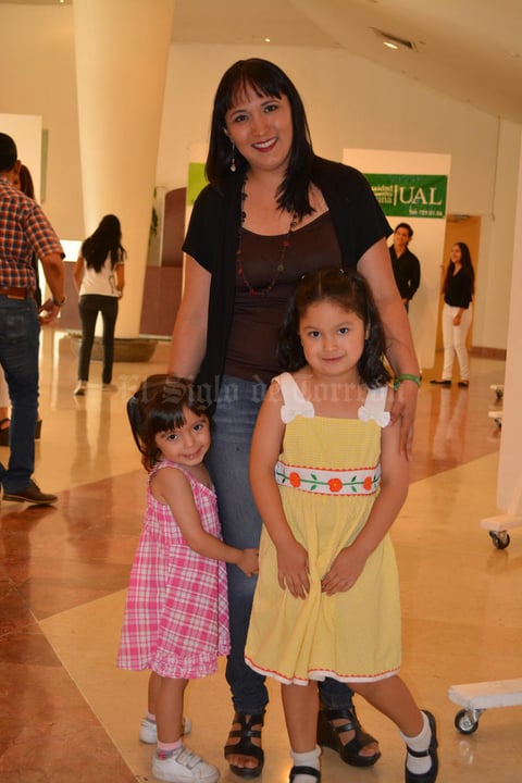 21052017 Anahí, Nancy y Yohana.