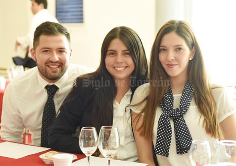 23052017 Bernardo Correa, Carolina Flores y Fernanda Garza.