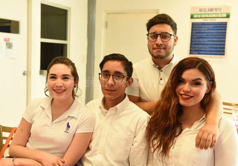 23052017 Joselyn Eguía, Sebastián Aquino, Gaby Morales y Jesús Aguirre.