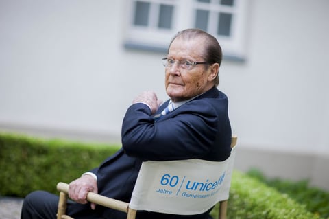 Moore nunca ocultó su sentido del humor y su opinión sobre el famoso personaje.