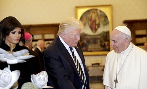 Trump y Francisco abordaron temas relacionados con la promoción de la paz, el diálogo interreligioso y la situación en Medio Oriente.