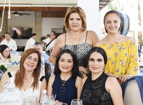 24052017 Juliana, Marcela, Cecy, Laura y Mayte.