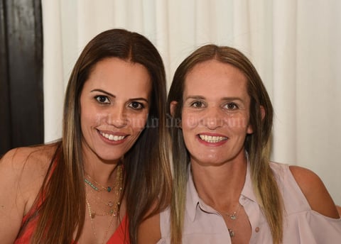 25052017 Marcela y Ana Paula.