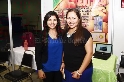 25052017 AMIGAS.  Estefanía y Marlen.