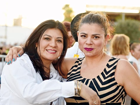 25052017 AMIGAS.  Olga y Marcela.