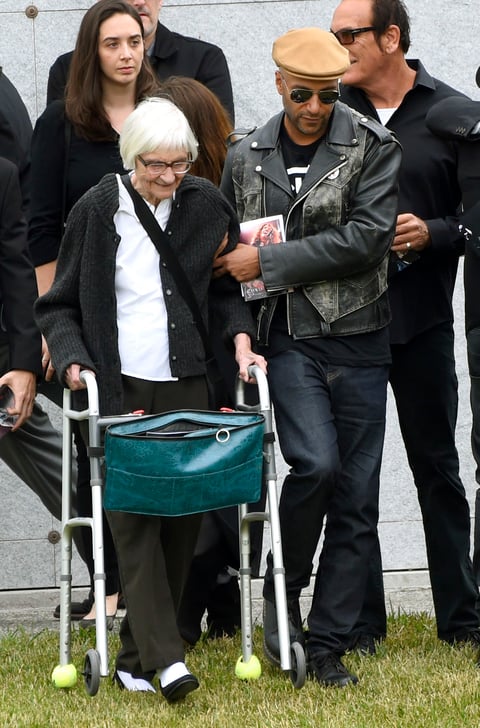 El músico Tom Morello y su mamá Mary Morello.