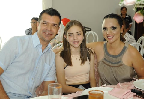 Jared, Mónica y Mónica Borgetti