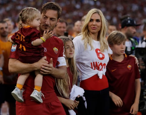 Su familia lo acompañó.