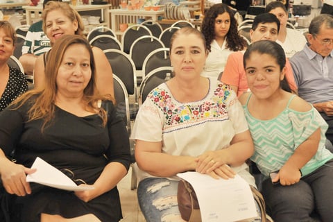 28052017 Leticia, Gloria y Jaqueline.