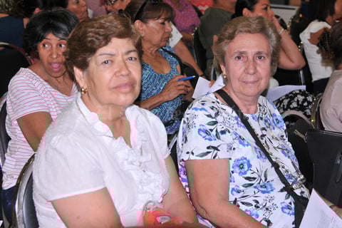 29052017 Esperanza y Aurora.