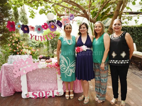 28052017 BABY PARA PALOMA.  Paloma Yunue de Urbina en su fiesta de canastilla.