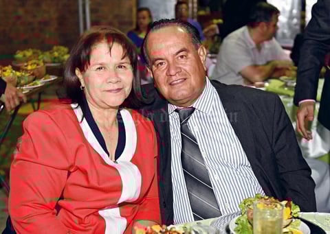 01062017 EN PAREJA.  Leticia y José Alberto.